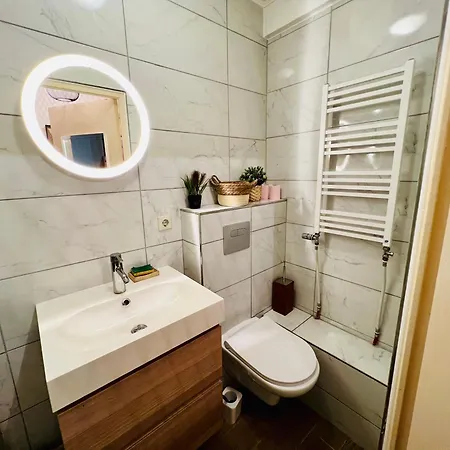 Le Standing Un Sejour A Part Apartment Metz