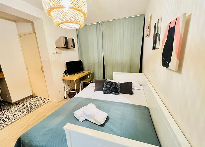 Le Standing Un Sejour A Part Apartment