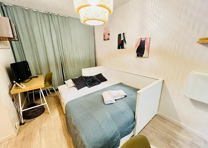 Le Standing Un Sejour A Part Apartment Metz